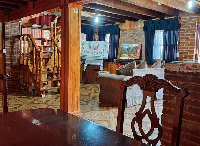 اتاق خانوادگی, Cabañas Morales