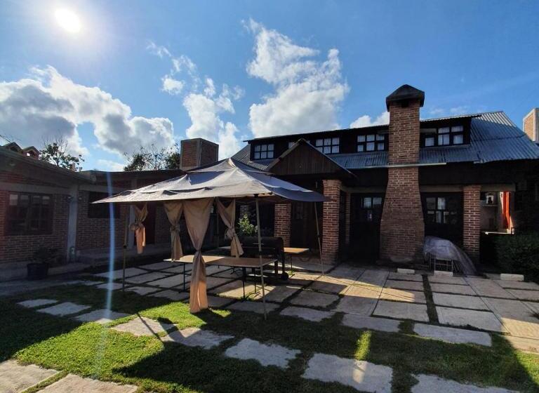 اتاق خانوادگی, Cabañas Morales