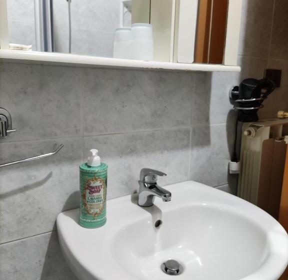 غرفة إقتصادية, Il Cortile