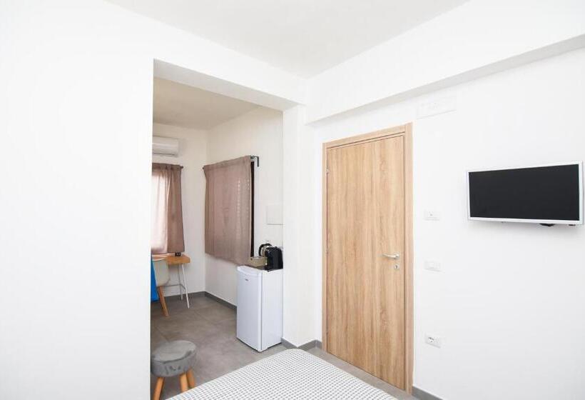 חדר דלוקס, Bedandclimbing