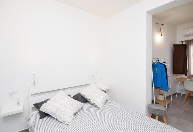 חדר דלוקס, Bedandclimbing