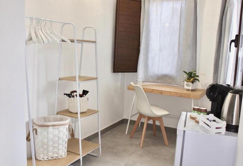 Номер Deluxe, Bedandclimbing