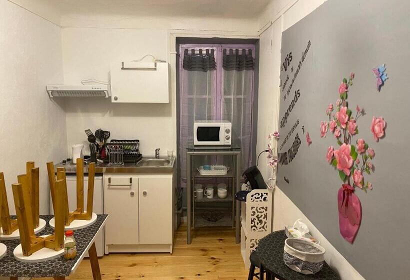 标准间, La Cigale