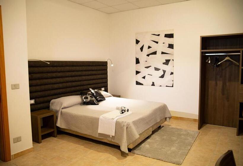 Standardrum, Pennaluce