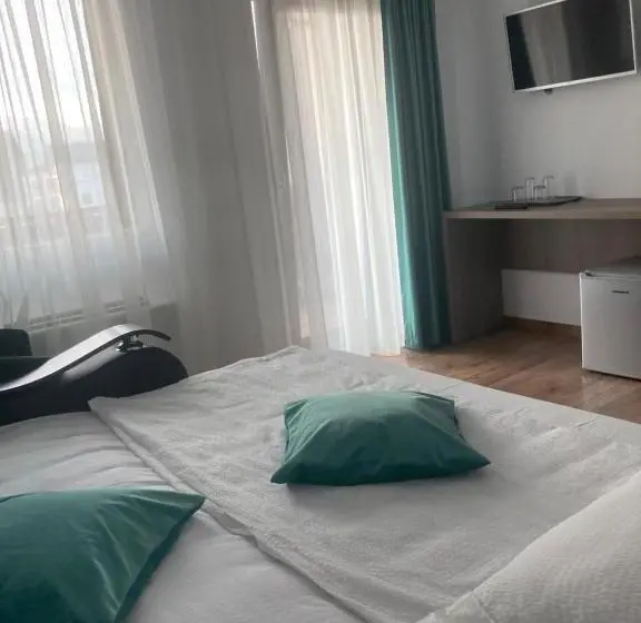 Huoneisto 1 Makuuhuone Parveke, Sim House