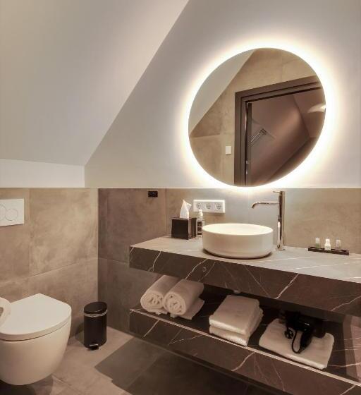 اتاق استاندارد, Op Dn Kreijtenberg