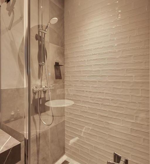 اتاق استاندارد, Op Dn Kreijtenberg