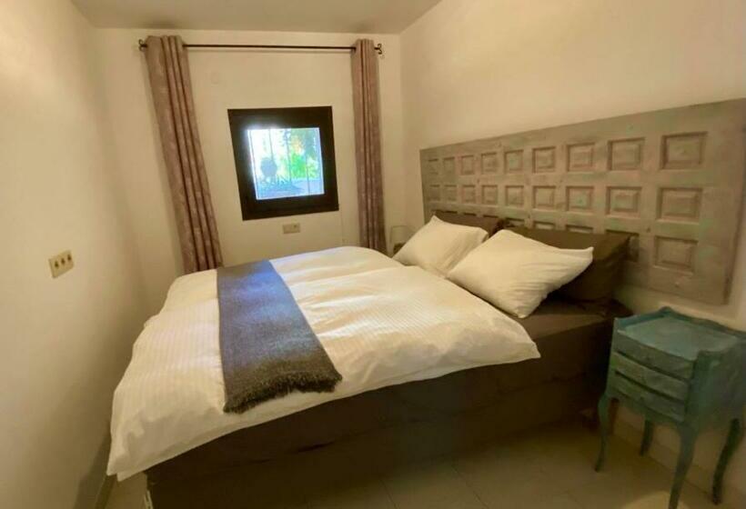 اتاق استاندارد چهار تخته با چشم‌انداز دریا, Villa Vista Calpe