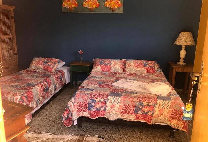 חדר סטנדרט לשלושה, Pousada Vó Iris Tiradentes Mg