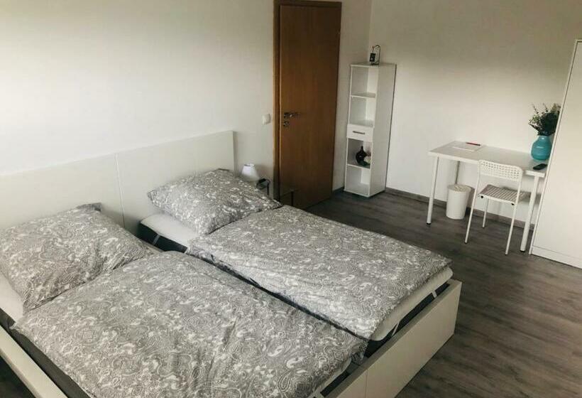 스탠다드 발코니 룸, Pension Platzhirsch