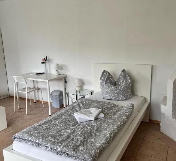 정원 전망 4인용 스탠다드 룸, Pension Platzhirsch