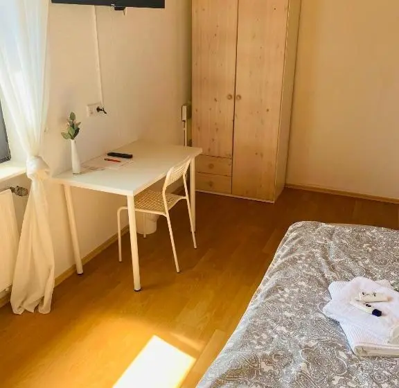 身障者適用シングルルーム, Pension Platzhirsch