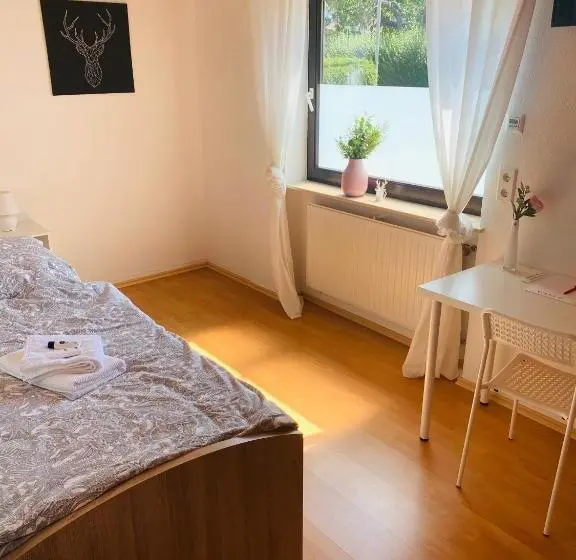 身障者適用シングルルーム, Pension Platzhirsch