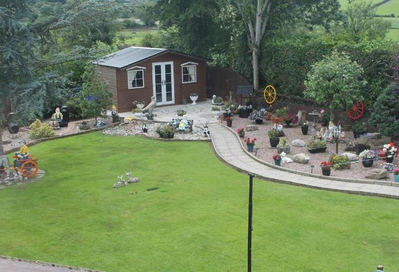 ファミリールーム, The Meadows B&b