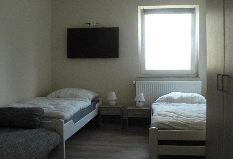 带共用浴室的标准房间, Gästehaus Haalck