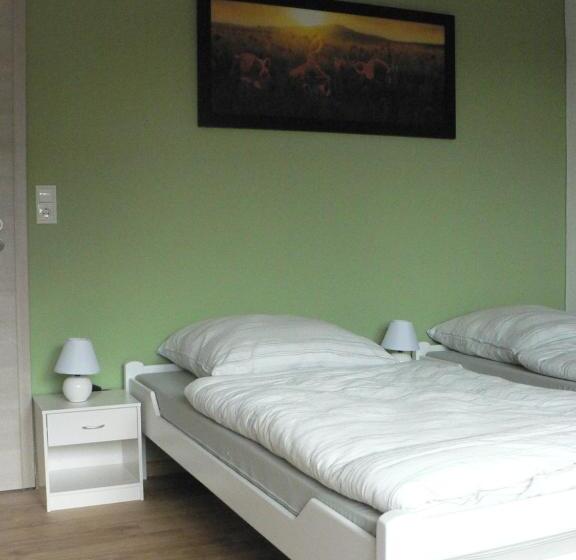 家庭套房, Gästehaus Haalck