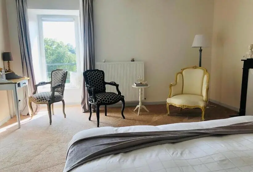 キングサイズベッドのスーペリアルーム, Demeure Du Porzou, Chambres D Hôtes De Charme Dans Demeure D Exception, Parc Paysager, Spa, Massages