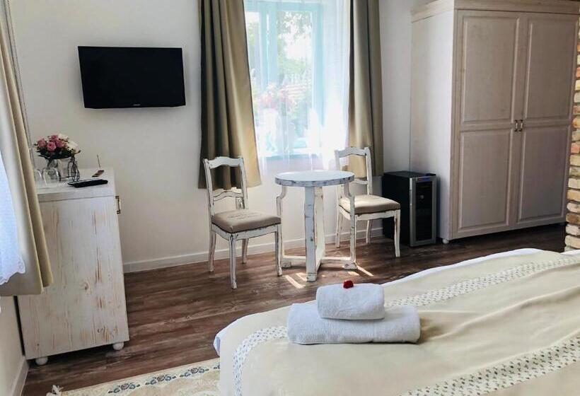 חדר אקונומי, Villa Bella