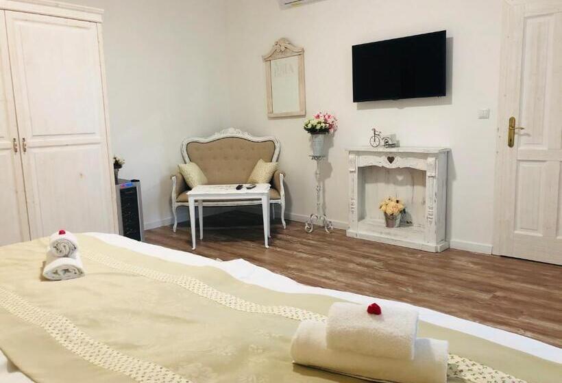 バルコニー付きスタンダードルーム, Villa Bella