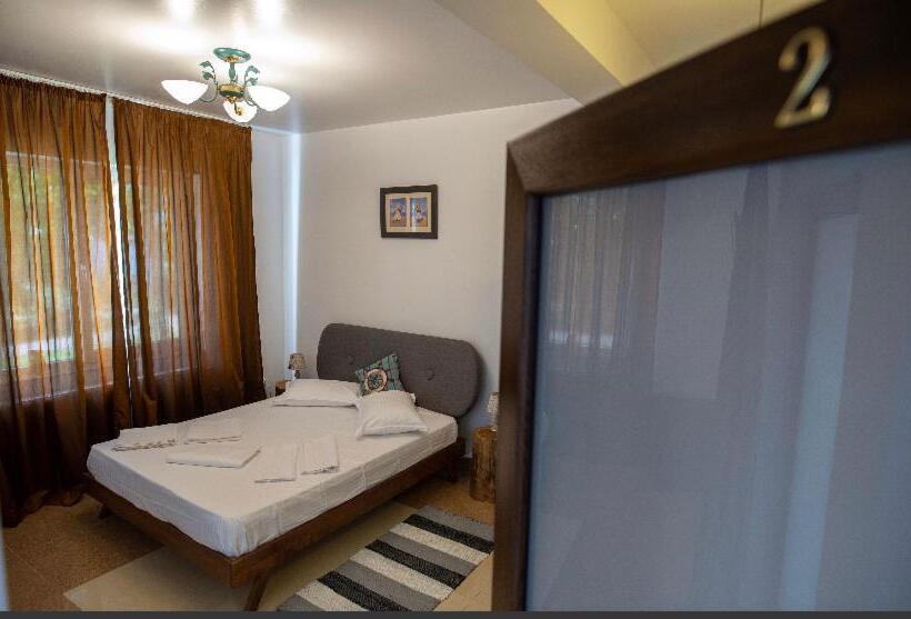 Standard room with outdoor bath, Vila Jean Bart