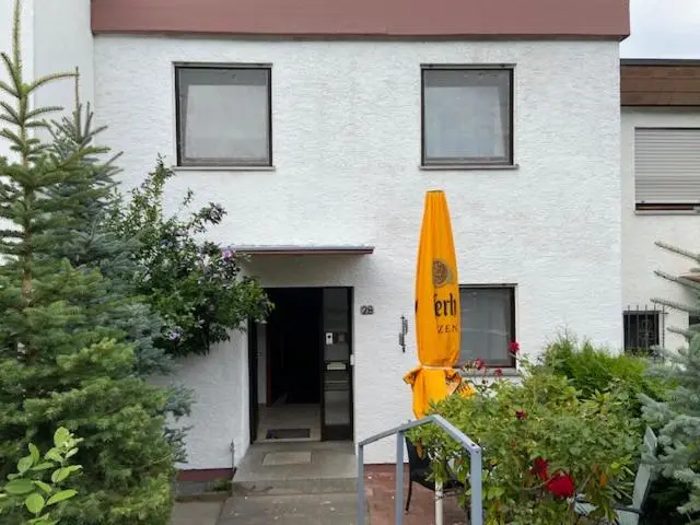 バルコニー付き１ベッドルームアパートメント, Monteurswohnung Zimmerfrei Marktheidenfeld