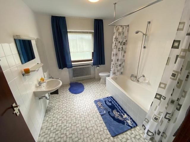 דירה בת חדר שינה 1 עם מרפסת, Monteurswohnung Zimmerfrei Marktheidenfeld