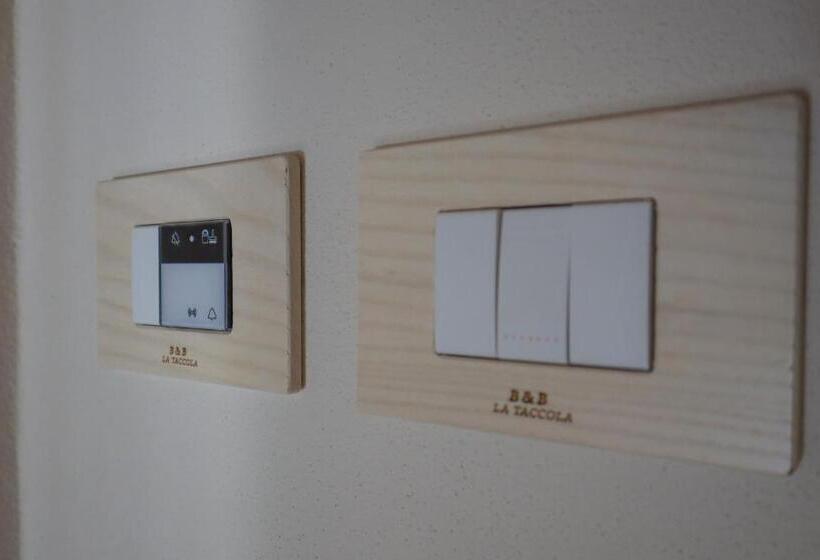 スタンダードルーム, B&b La Taccola