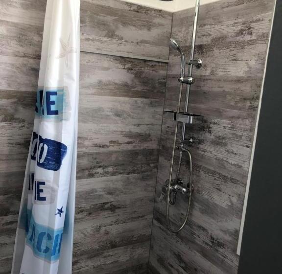Номер Стандарт, Auberge Du Chêne