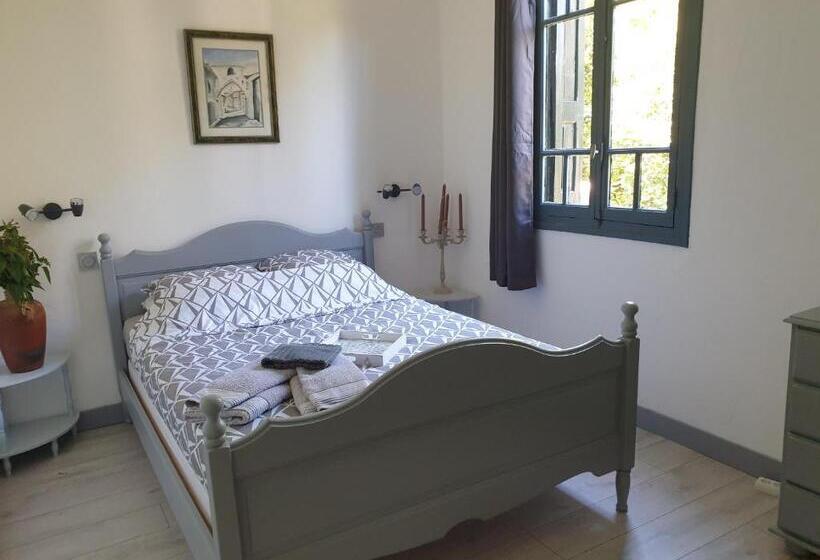 Номер Стандарт, Auberge Du Chêne