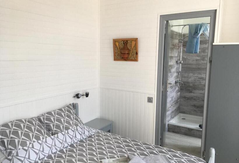 Номер Стандарт, Auberge Du Chêne