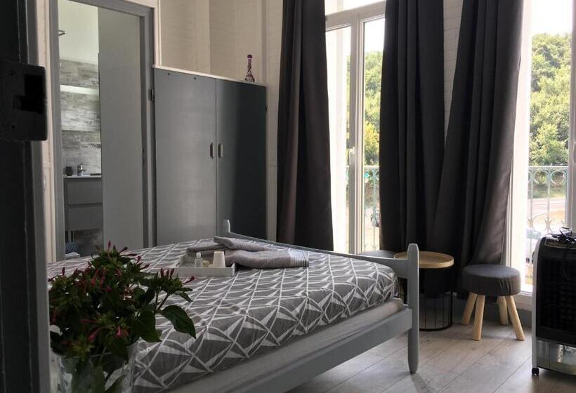 Номер Стандарт, Auberge Du Chêne