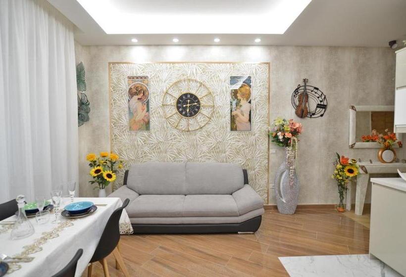 اتاق لوکس سه تخته, Caserta Deluxe Bis