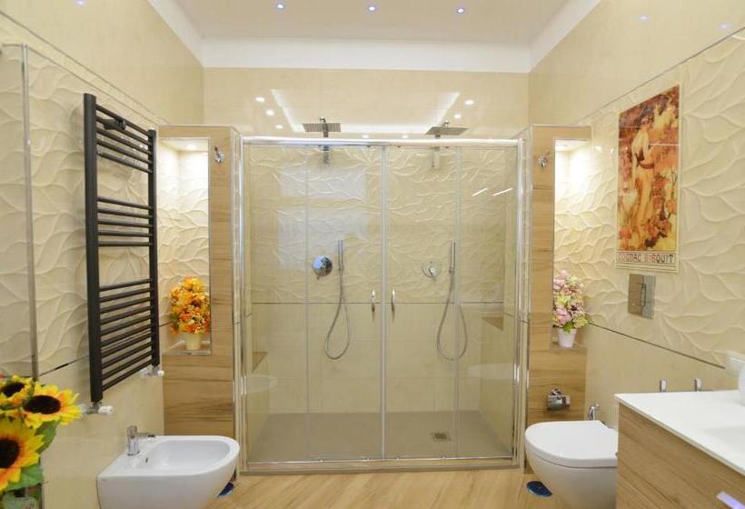 اتاق لوکس سه تخته, Caserta Deluxe Bis