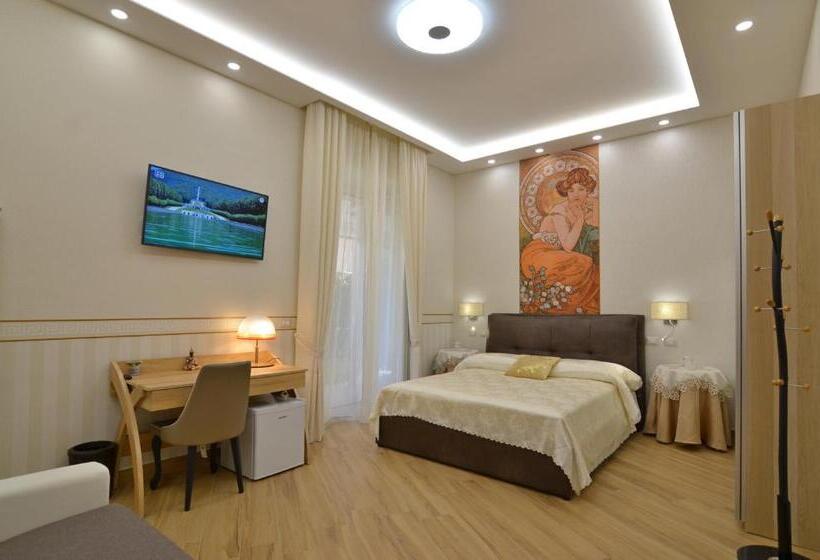 اتاق لوکس سه تخته, Caserta Deluxe Bis