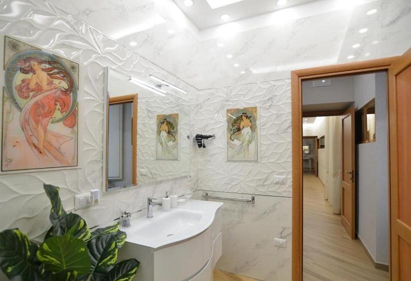 آپارتمان لوکس 1 خوابه, Caserta Deluxe Bis