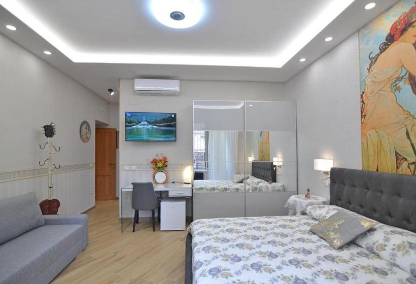 آپارتمان لوکس 1 خوابه, Caserta Deluxe Bis