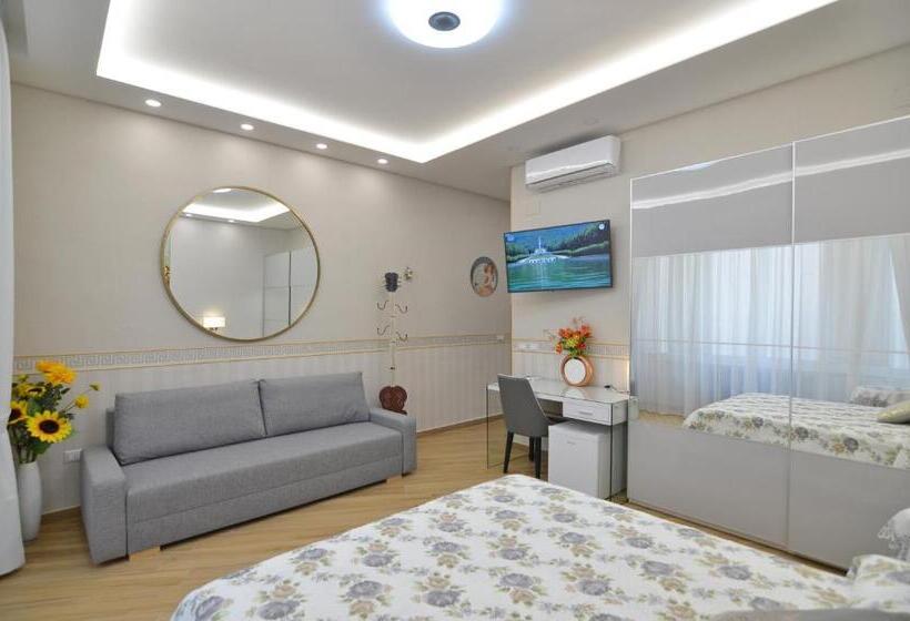 آپارتمان لوکس 1 خوابه, Caserta Deluxe Bis
