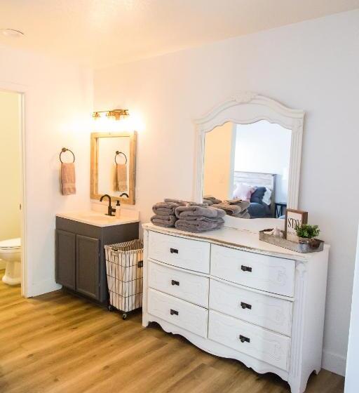 غرفة سوبيريور سرير كينج, Happy Trails Bnb