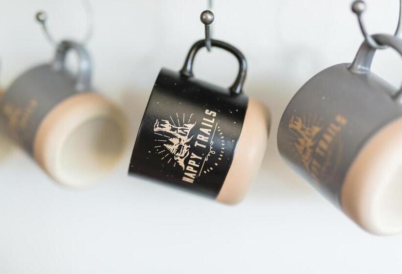 غرفة قياسية رباعية, Happy Trails Bnb