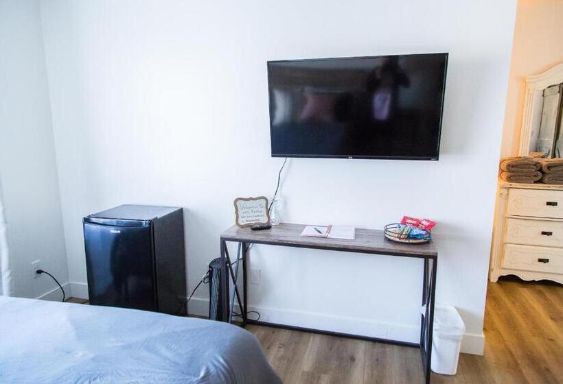 غرفة قياسية رباعية, Happy Trails Bnb