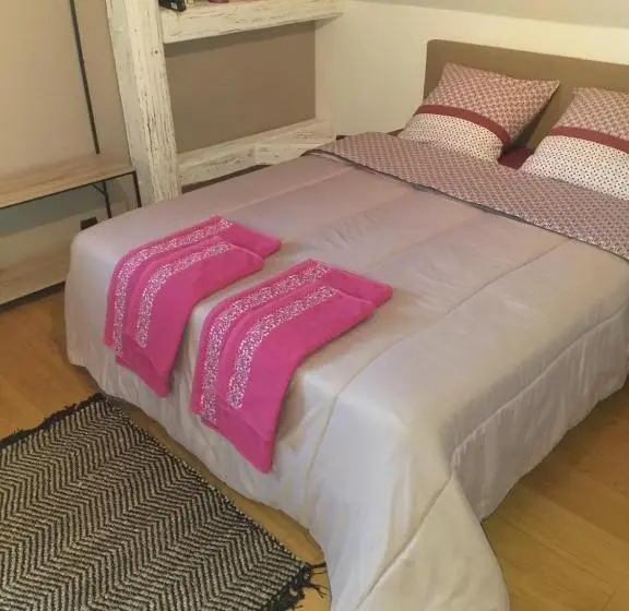 デラックスルーム, Moderne Home Original Design