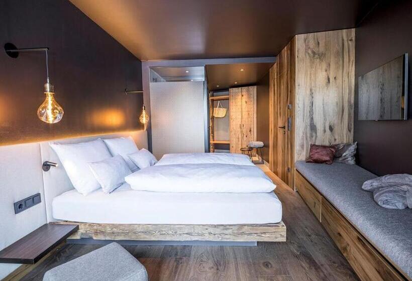 Номер Deluxe с Балконом, Kraftalm