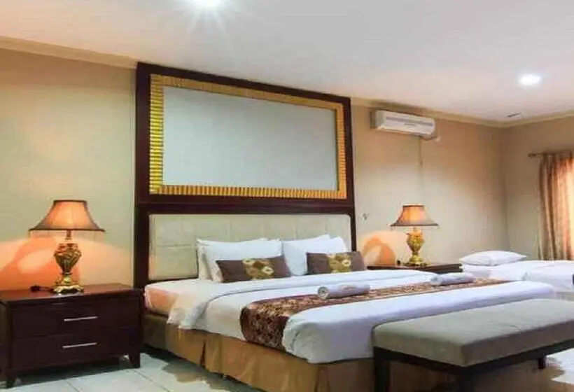Family Room, Signature Mandala Kencana