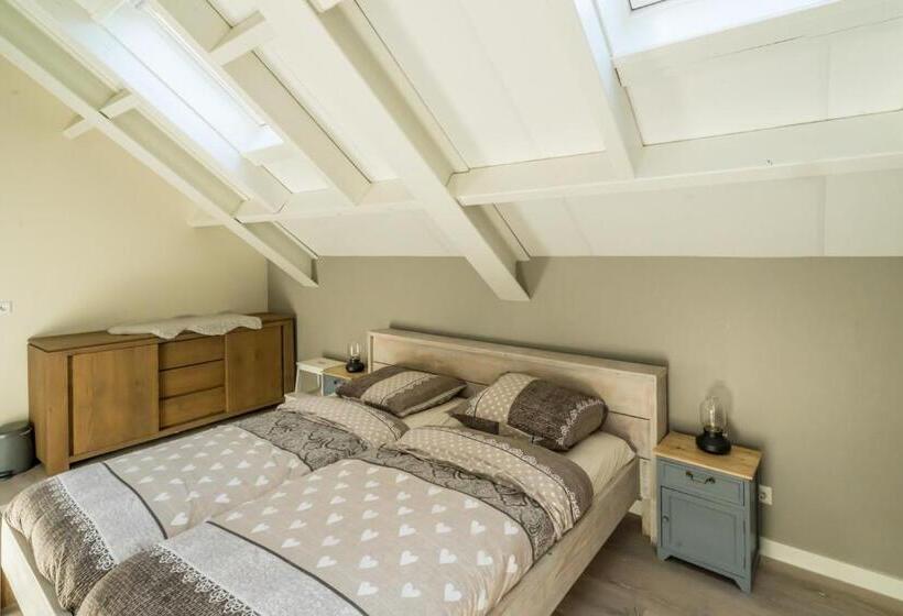 منزل غرفة نوم واحدة, Job Baster Huisje