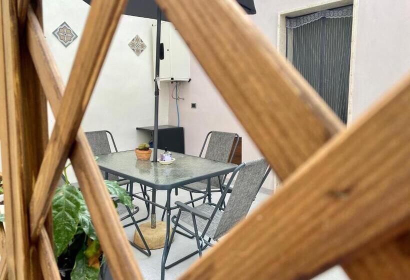 جناح إدارى, Seacily House