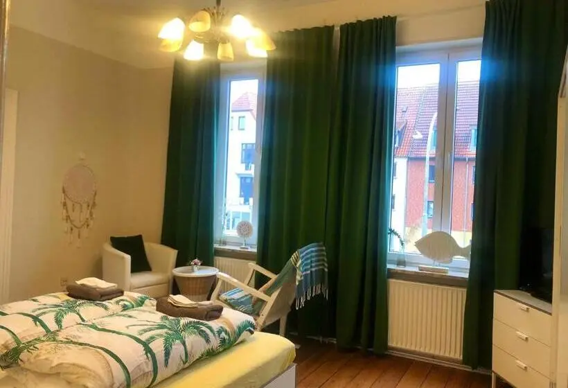 バス共有のスタンダードルーム, Villa Hanseart Lübeck   Privatzimmer In Zentraler Lage