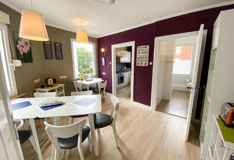 غرفة قياسية حمام مشترك, Villa Hanseart Lübeck   Privatzimmer In Zentraler Lage