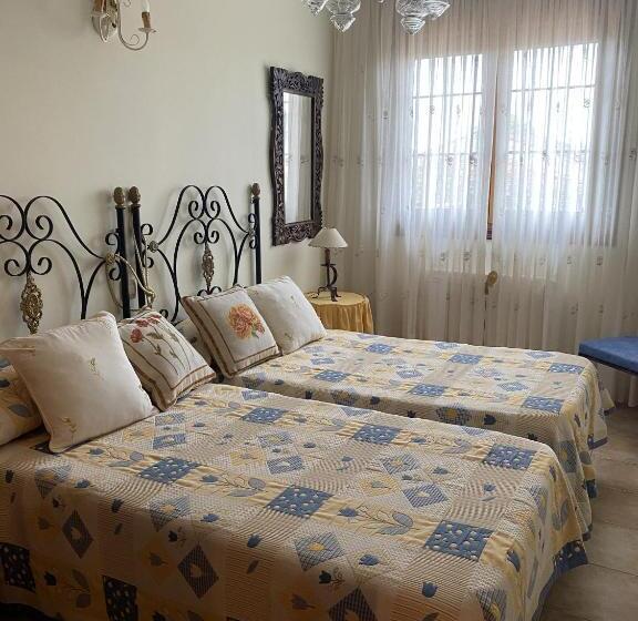 اتاق استاندارد سه نفره, Posada De Seña