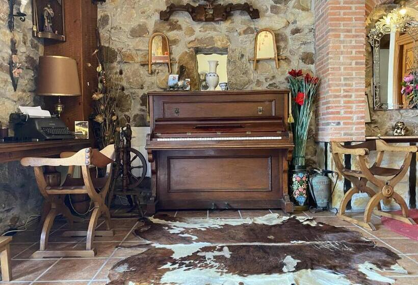 خانه 1 خوابه, Posada De Seña