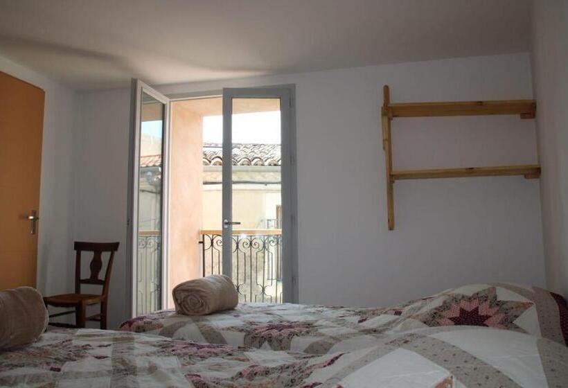 Номер Стандарт, Hostel Le Diablotin